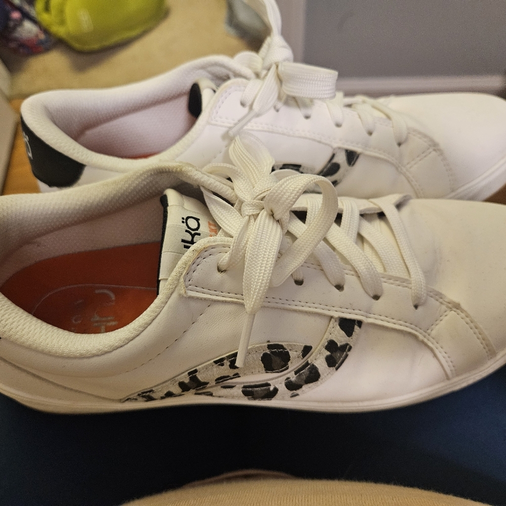 White Sneakers with Black Pattern